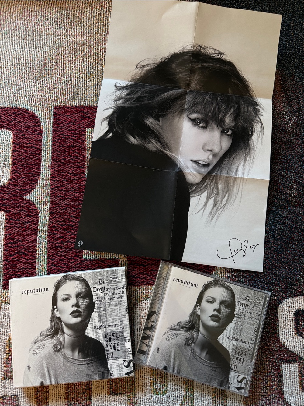 Taylor Swift Reputation CD Rep Poster 9 10 Black and White